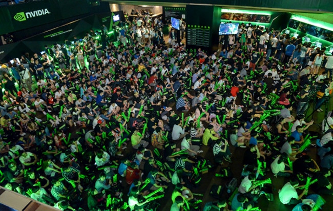 crowdcrowd