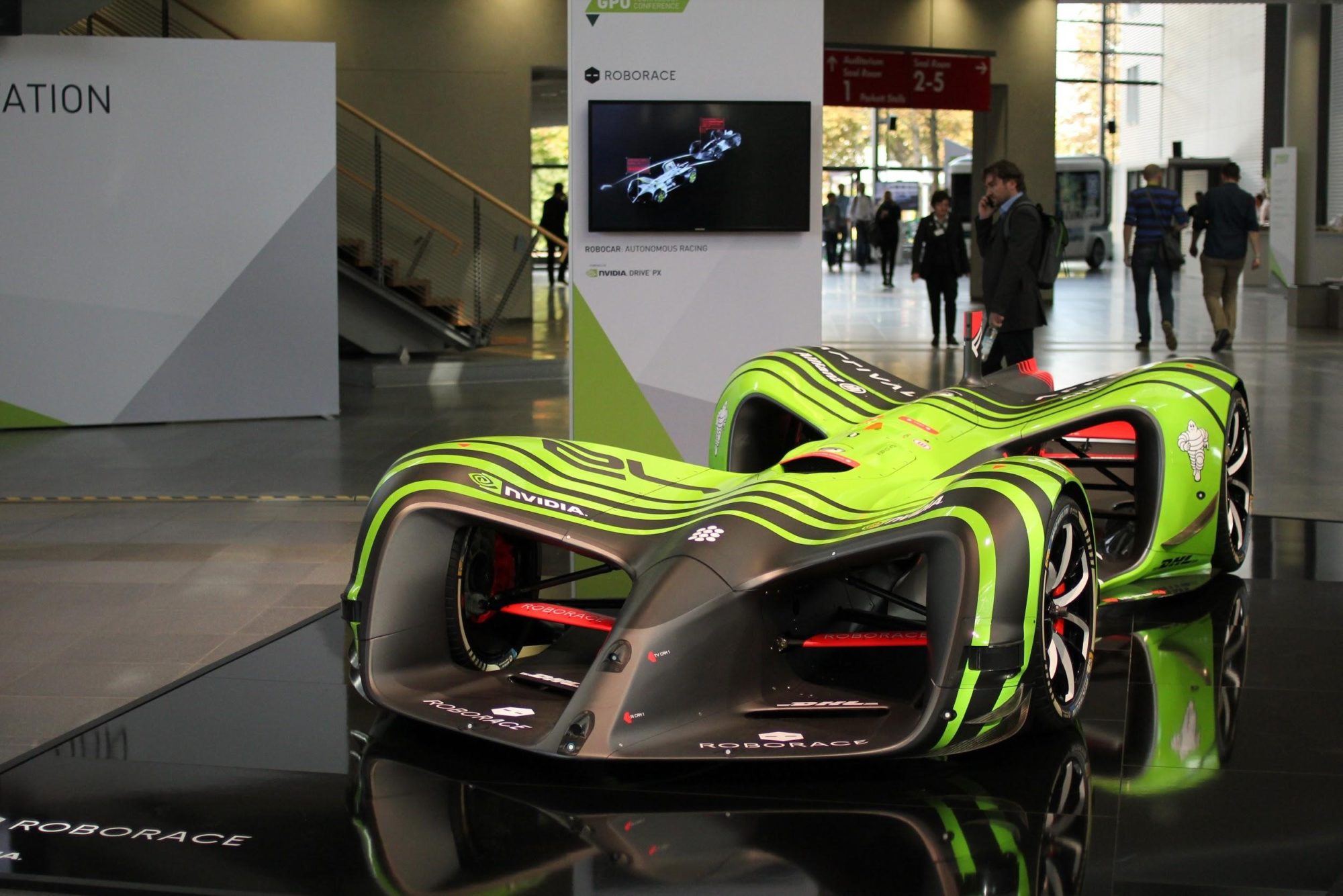 skipper indre konstant Where Cars Are the Stars: NVIDIA AI-Powered Vehicles Dazzle at GTC Europe |  NVIDIA Blog