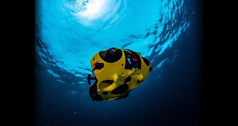 iBubble submersible drone