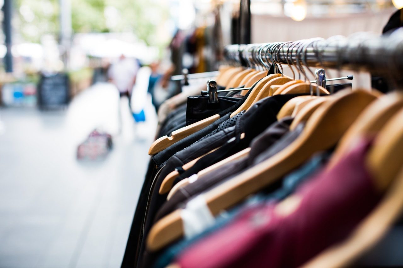 retail clothes rack