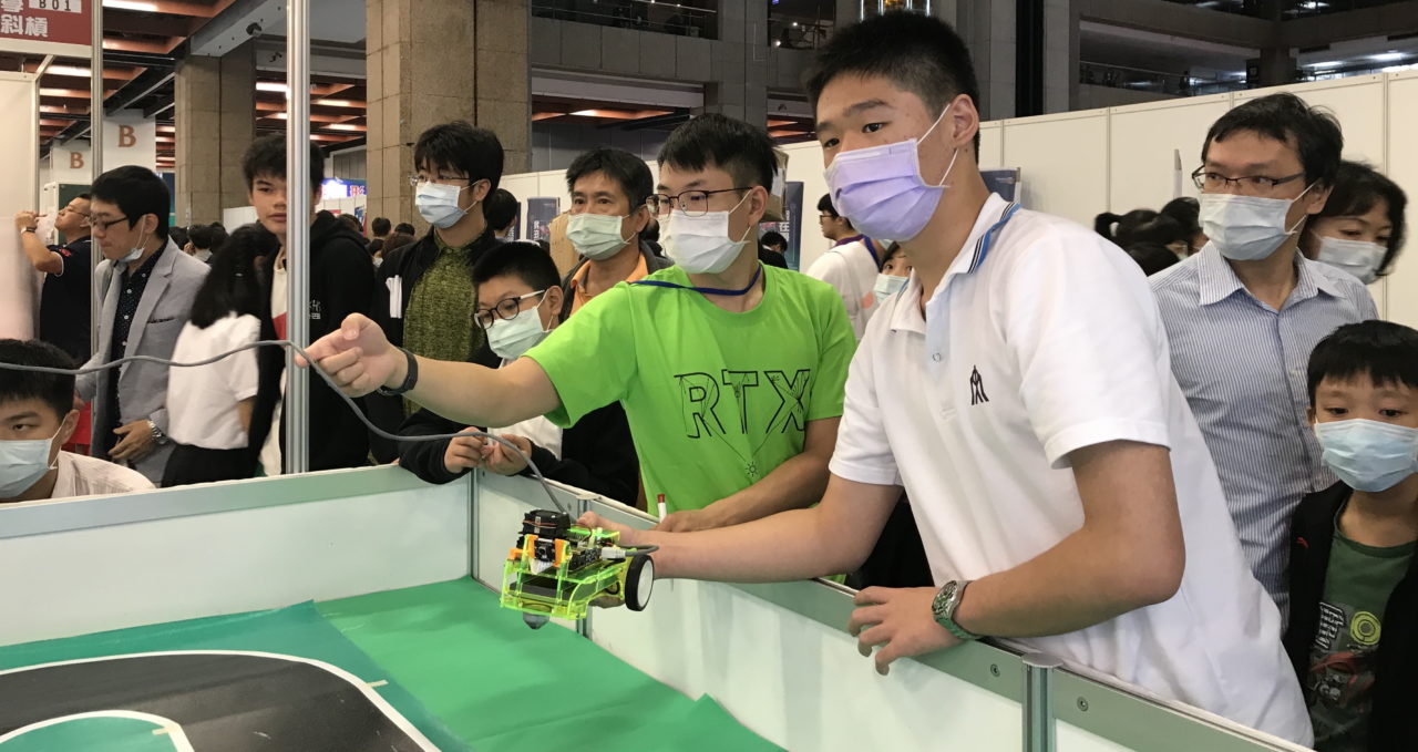 Taiwan students using Jetson Nano Developer Kit