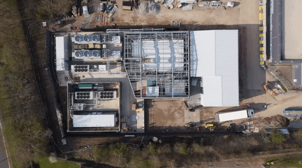 A time-lapse drone view captures the rapid construction and assembly of the Isambard-AI modular data center, showcasing how the facility was built and deployed in record time